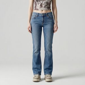 Levi's 526 Slender Bootcut Jeans